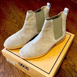 ASOS Sand Suede Chelsea Ankle Boots sz 9